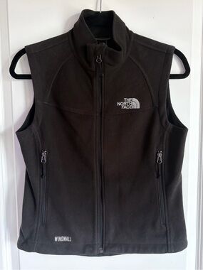 The North Face Women's Black WindWall Fleece Vest